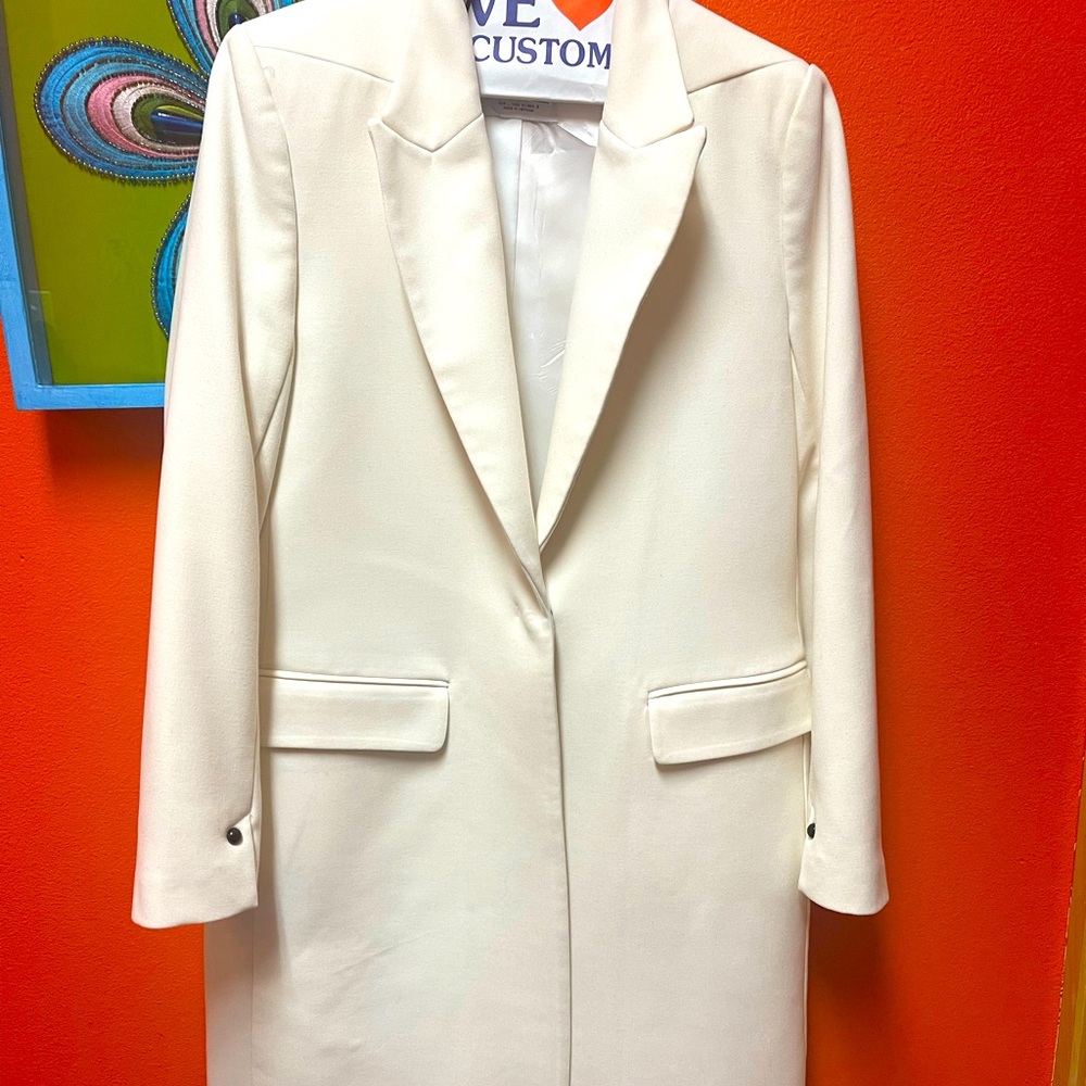Freshly laundered oversize off-white jacket from mango size medium